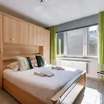 Light-Filled Apartment With Lateral Sea View